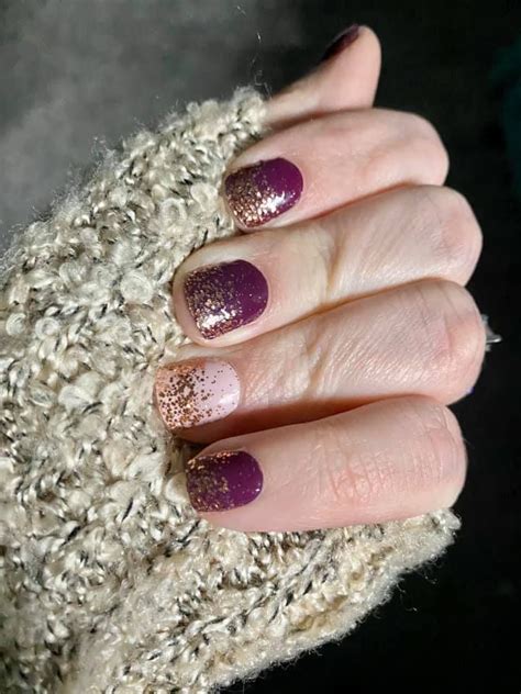 Because henna tattoos are temporary you can get them and expect them henna tattoos can be a great thing to do either to yourself or with your friends with a bit of practice and a bit of time! Pin by Shannon Beauchamp Earls on colorstreet in 2020 ...