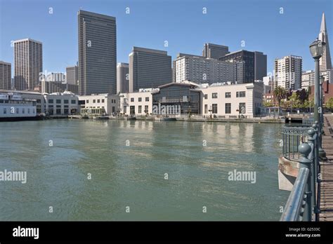 Downtown San Francisco Waterfront Promenade And Skyline Stock Photo Alamy