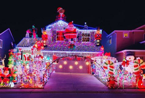 Still Time To View The Most Spectacular Christmas Light Displays In The