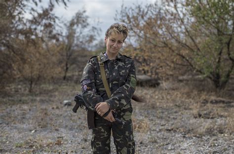 Women Join The Fighton Both Sidesin East Ukraine