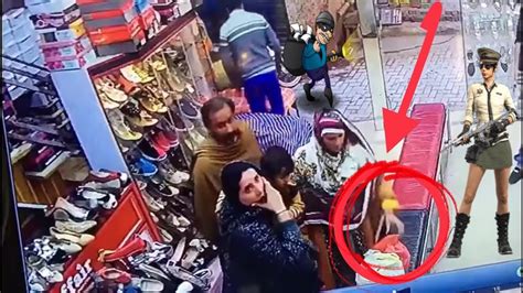 Woman Stealing In Shop Thief In Shop Thief Caught Red Handed Cctv Footage No 06 Youtube