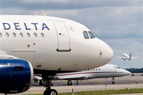 Delta Adds Nonstop Flight From Xna To New York Citys Laguardia Airport