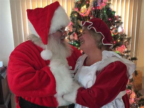 Couple Officially Changes Their Names To Santa And Merry Christmas