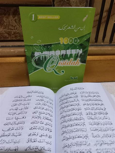 Buku Qosidah 1000 Sholawat 1000 Evergreen Qosidah Buku Kumpulan