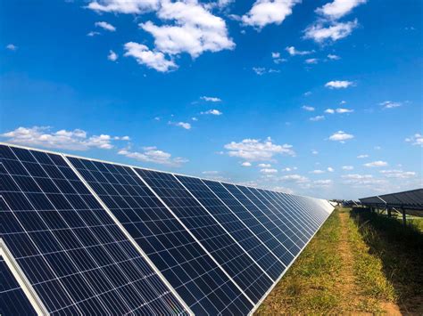 Solenergi kan gi boost for Afrikas bedrifter - Norfund