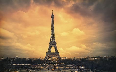 Eiffel Tower Hd Wallpaper Background Image 2560x1581 Id728309