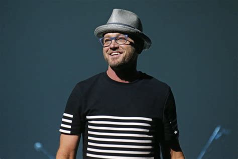 Review Tobymac Blends Decades Of Material And Styles At Sold Out