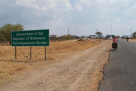 This Is How Insecure South Africas Border With Botswana Is City Press