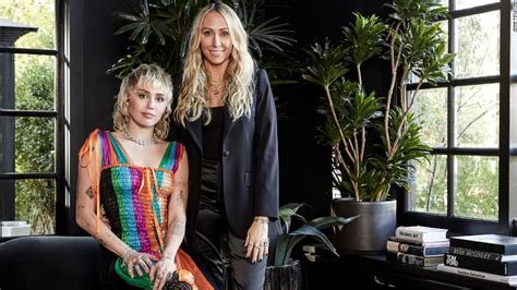 Inside Miley Cyrus Exuberant Los Angeles Home Designed By Her