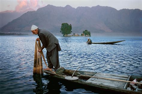 Steve Mccurry National Geographic Cool Places To Visit Great Places