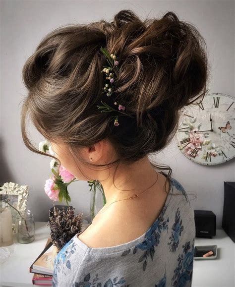 Messy Wedding Hair Updos For A Gorgeous Rustic Country Wedding To Urban