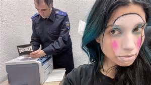 russian police detain pussy riot members thwarting photoshoot the moscow times