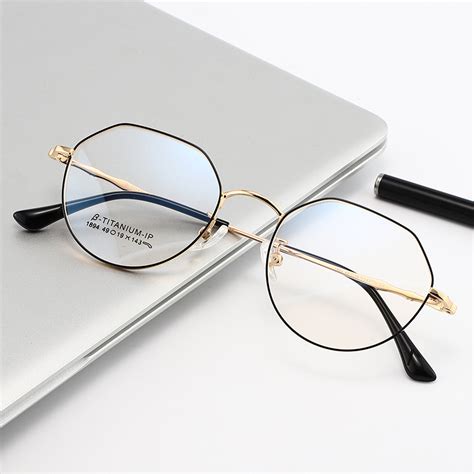 Wholesale Retro Round Thin Frame Titanium Alloy Glasses High Quality Trendy Optical Spectacles