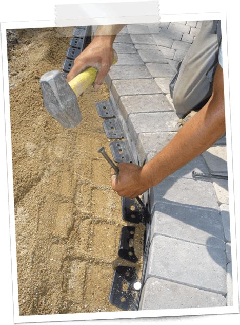 Edging Install Basics Lawn Edging Landscape Edging And Paver
