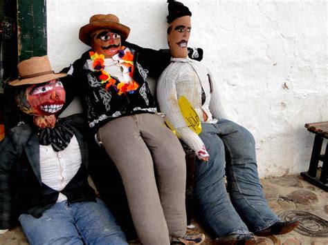 0 ratings0% found this ao viejo y ao nuevo en venezuela. 7 awesome Colombian-New-Years traditions you want to adopt this year! | Culture curious