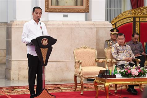 Jokowi Pimpin Sidang Kabinet Terakhir Medcomid