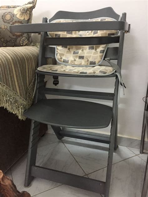 Chaise haute Ikea pour bebe à Djibouti