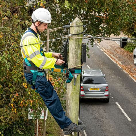 Openreach Update On Solutions For Uk Fttp Pole Capacity Issues
