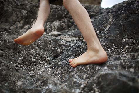 Barefoot Photos Download Free Barefoot Stock Photos Hd Images Vlrengbr