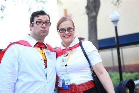 Last Minute Couples Halloween Costume Idea Clark Kent And Lois Lane