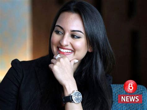 Sonakshi Sinha Advocates Equal Pay For Male And Female Stars In Bollywood Bollywood Bubble