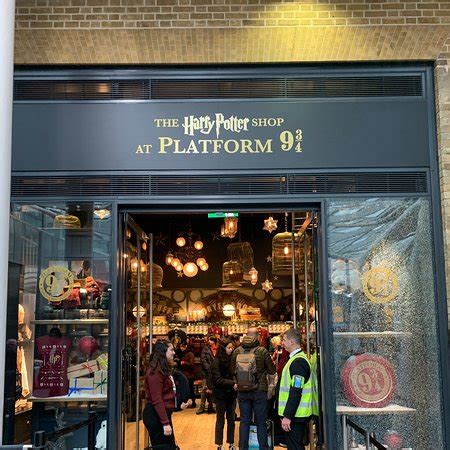 Harry Potter Shop At Platform Londres Lo Que Se Debe Saber