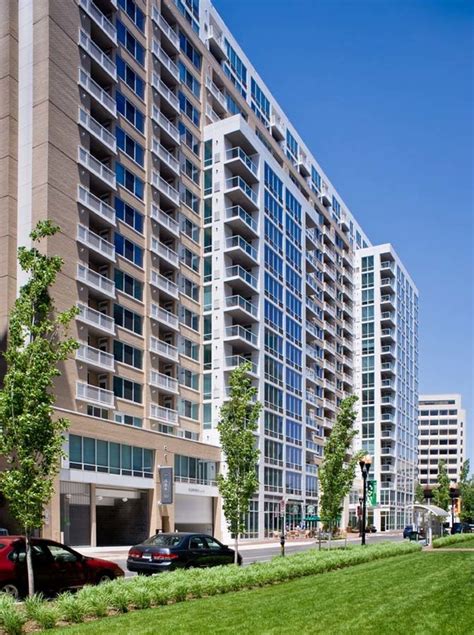 Offering fully renovated amenities and renovated, stylish apartments for rent in the heart. Concord Crystal City Apartments - Arlington, VA ...