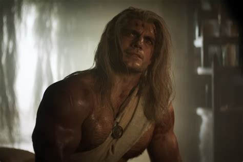 Witcher Trailer Netflix Reminds Us That Henry Cavill Has Arms