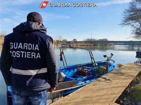 Contrasto Alla Pesca Illegale La Guardia Costiera Sequestra Attrezzi E