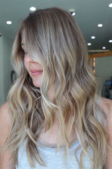 Sandy Blonde Balayage Hair Styles Long Hair Styles Beach Hair My Xxx