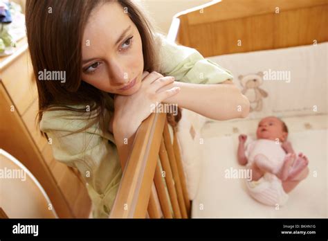 Teenage Mum With Crying Baby Hi Res Stock Photography And Images Alamy