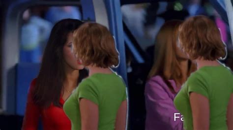 shaggy chick kissing daphne and velma by shaggychick1 on deviantart