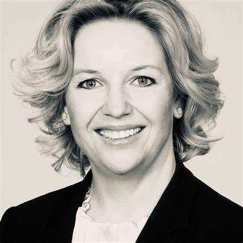 Deutsche bank ag investor relations taunusanlage 12 60325 frankfurt am main germany. Anett Marx - Finanzagenturleiterin/ selbst ...