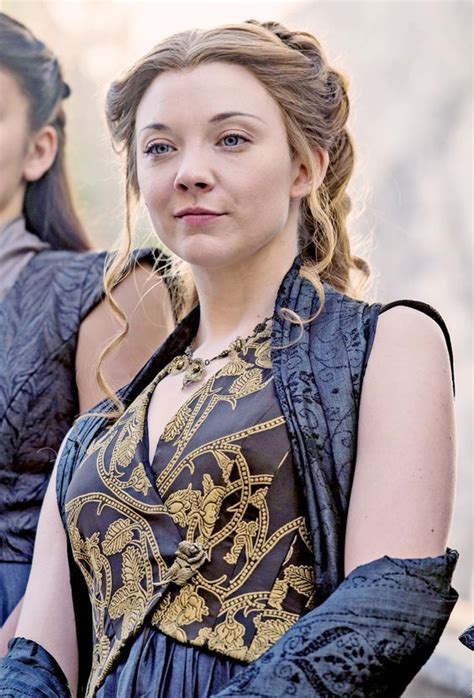 Pin By Dravynmoor On Mezan Game Of Thrones Outfits Natalie Dormer