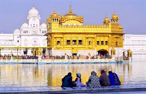 7 Interesting Facts About The Golden Temple Of Amritsar In India