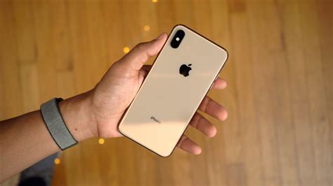9to5rewards Win A Gold Iphone Xs Max From Zendure