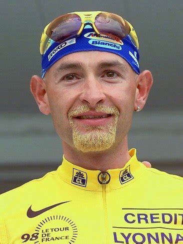 Marco pantani was one of the most important cyclist of the last ten year, he was the only one, with other five cyclists, to win in the same year, 1998, il giro d'italia and the tour the france. "In nome di Marco" il libro sulla vita di Pantani, venerdì ...