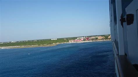 Find candid photos and detailed reviews of the norwegian sun cruise ship. Norwegian Sun Cabins and Staterooms
