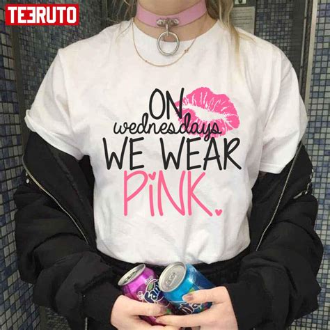 On Wednesdays We Wear Pink Sexy Lips Unisex T Shirt Teeruto