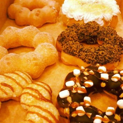 Pon de ring (ポンデリング) is a mister donut's. Mister Donut introduces PON DE RING: The Original Chewy ...