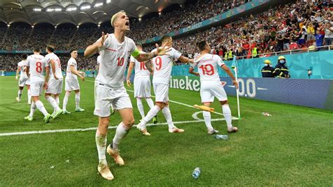 Gegen spanien setzte man sich wie auch im achtelfinale der em 2016 (2:0) durch. Fußball-EM - Schweiz schlägt Frankreich im ...
