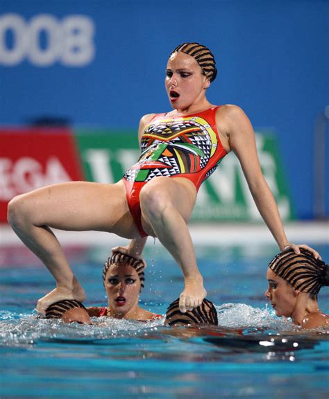 The Awkward Faces Of Synchronised Swimming