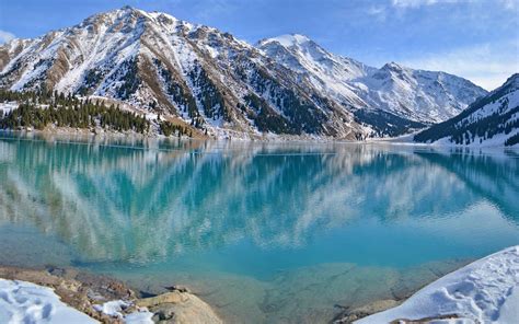 1680x1050 Blue Water Lake Mountains Winter Snow Freshness