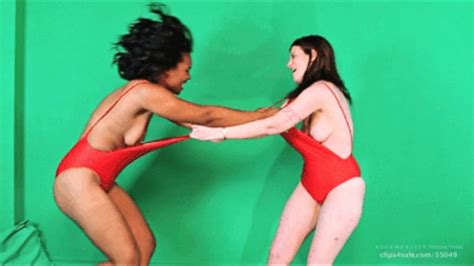 Baywatch Bitch Fight Audition White Girl Vs Black Girl Catfight In