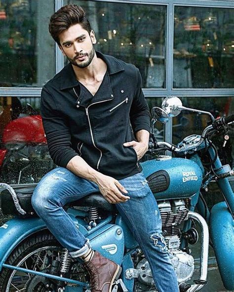 10 Droolworthy Pictures Of Indias First Mr World Biker