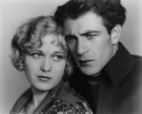 The series of relationships started with clara bow in 1927 who helped him a lot in his career. Gary Cooper, 1901-1961 | Filmes, Biografia, Musica
