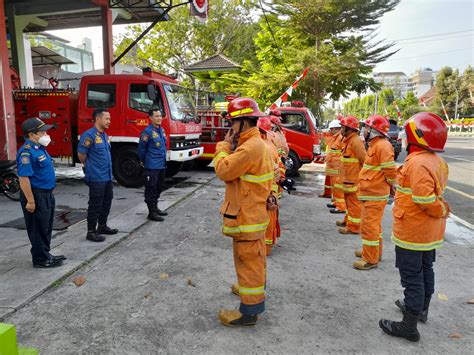 Dinas Pemadam Kebakaran Dan Penyelamatan Kota Yogyakarta Latihan