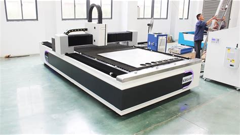700w Fiber Laser Cutting Machine For Metal Sheet Stainless Steel