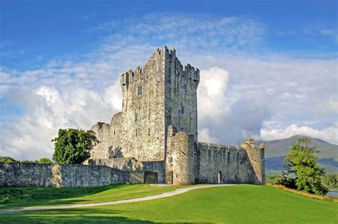 11 Incredible Castles In Ireland Castles In Ireland Ross Castle Castle