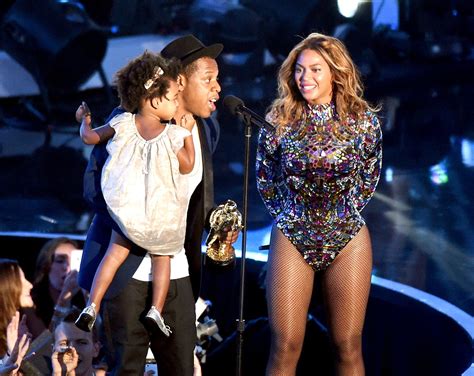 Jay Z Hints That Beyoncé Is Pregnant At Paris Concert Vma Performance